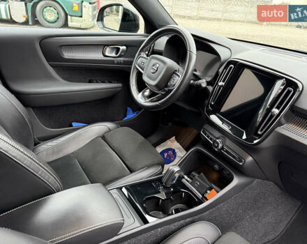 Черный Вольво XC40 Recharge, объемом двигателя 0 л и пробегом 140 тыс. км за 24200 $, фото 49 на Automoto.ua