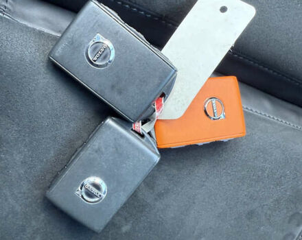 Черный Вольво XC40 Recharge, объемом двигателя 0 л и пробегом 140 тыс. км за 24200 $, фото 65 на Automoto.ua