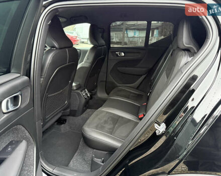 Черный Вольво XC40 Recharge, объемом двигателя 0 л и пробегом 140 тыс. км за 24200 $, фото 33 на Automoto.ua