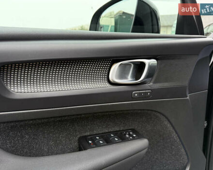 Черный Вольво XC40 Recharge, объемом двигателя 0 л и пробегом 140 тыс. км за 24200 $, фото 28 на Automoto.ua