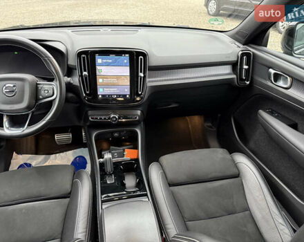 Черный Вольво XC40 Recharge, объемом двигателя 0 л и пробегом 140 тыс. км за 24200 $, фото 45 на Automoto.ua