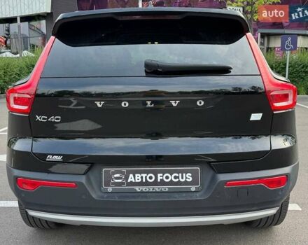 Черный Вольво XC40 Recharge, объемом двигателя 0 л и пробегом 17 тыс. км за 28490 $, фото 5 на Automoto.ua