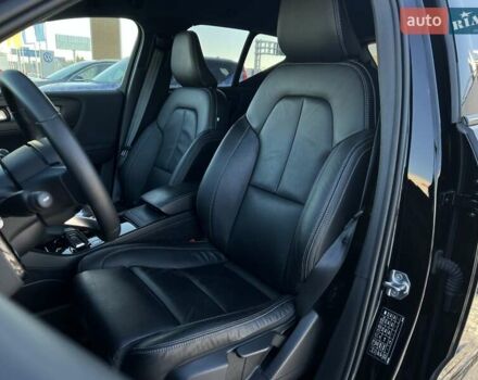 Черный Вольво XC40 Recharge, объемом двигателя 0 л и пробегом 62 тыс. км за 31500 $, фото 13 на Automoto.ua