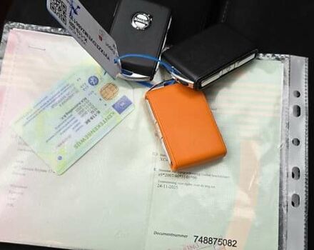 Чорний Вольво XC40 Recharge, об'ємом двигуна 0 л та пробігом 138 тис. км за 28800 $, фото 108 на Automoto.ua