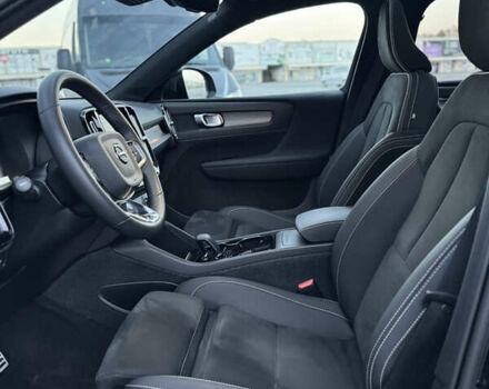 Черный Вольво XC40 Recharge, объемом двигателя 0 л и пробегом 38 тыс. км за 24800 $, фото 37 на Automoto.ua