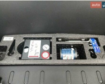 Чорний Вольво XC40 Recharge, об'ємом двигуна 0 л та пробігом 83 тис. км за 27000 $, фото 7 на Automoto.ua