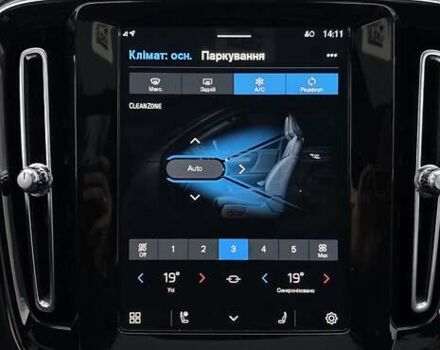 Чорний Вольво XC40 Recharge, об'ємом двигуна 0 л та пробігом 138 тис. км за 28800 $, фото 128 на Automoto.ua
