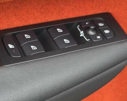 Чорний Вольво XC40 Recharge, об'ємом двигуна 0 л та пробігом 138 тис. км за 28800 $, фото 106 на Automoto.ua