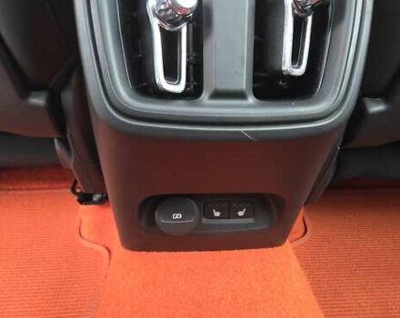 Чорний Вольво XC40 Recharge, об'ємом двигуна 0 л та пробігом 138 тис. км за 28800 $, фото 79 на Automoto.ua