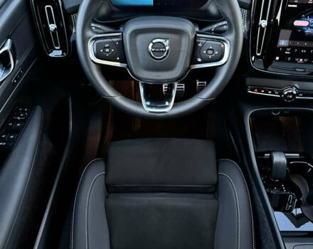 Черный Вольво XC40 Recharge, объемом двигателя 0 л и пробегом 38 тыс. км за 24800 $, фото 50 на Automoto.ua