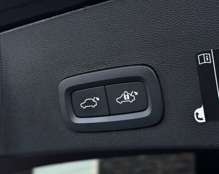 Черный Вольво XC40 Recharge, объемом двигателя 0 л и пробегом 38 тыс. км за 24800 $, фото 33 на Automoto.ua