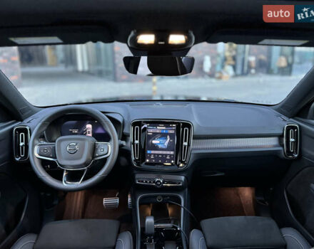Черный Вольво XC40 Recharge, объемом двигателя 0 л и пробегом 38 тыс. км за 24800 $, фото 41 на Automoto.ua