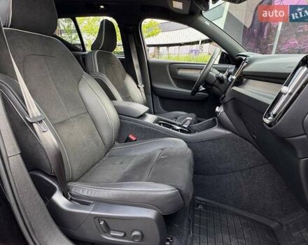 Черный Вольво XC40 Recharge, объемом двигателя 0 л и пробегом 17 тыс. км за 28490 $, фото 10 на Automoto.ua