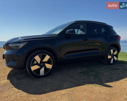 Черный Вольво XC40 Recharge, объемом двигателя 0 л и пробегом 36 тыс. км за 32000 $, фото 12 на Automoto.ua