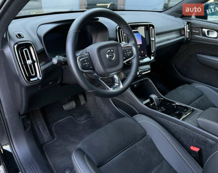 Черный Вольво XC40 Recharge, объемом двигателя 0 л и пробегом 37 тыс. км за 30900 $, фото 24 на Automoto.ua