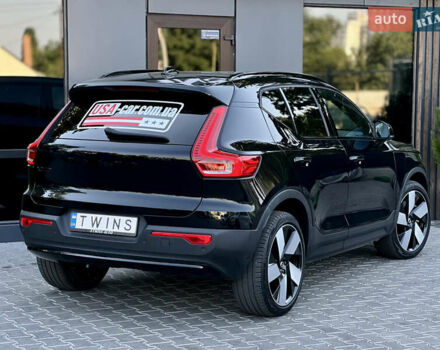 Черный Вольво XC40 Recharge, объемом двигателя 0 л и пробегом 37 тыс. км за 30900 $, фото 3 на Automoto.ua