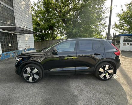 Черный Вольво XC40 Recharge, объемом двигателя 0 л и пробегом 29 тыс. км за 31300 $, фото 12 на Automoto.ua