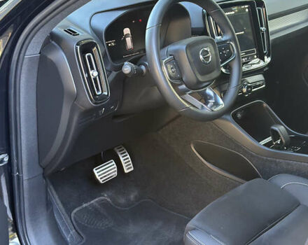 Вольво XC40 Recharge 2023 в Ровно на Automoto.ua Черный Вольво XC40 Recharge, объемом двигателя 0 л и пробегом 50 тыс. км за 28300 $, фото 28 на Automoto.ua