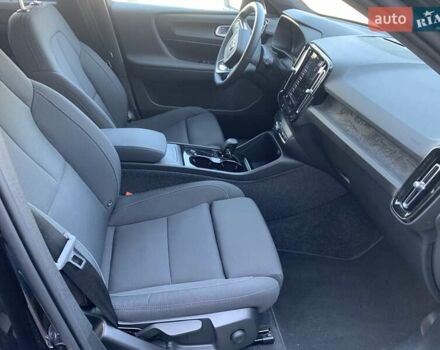 Черный Вольво XC40 Recharge, объемом двигателя 0 л и пробегом 26 тыс. км за 31000 $, фото 16 на Automoto.ua