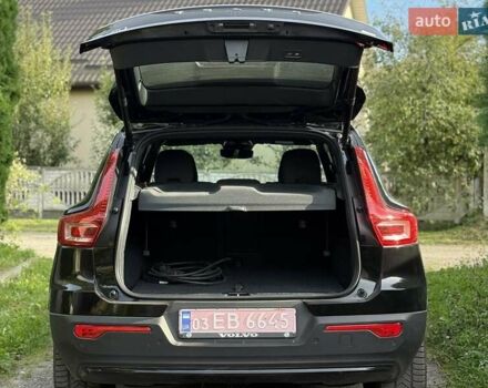 Черный Вольво XC40 Recharge, объемом двигателя 0 л и пробегом 77 тыс. км за 25500 $, фото 4 на Automoto.ua