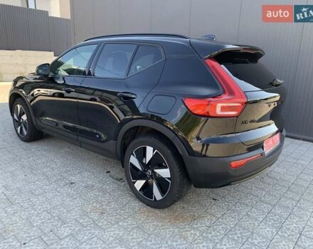Черный Вольво XC40 Recharge, объемом двигателя 0 л и пробегом 26 тыс. км за 31000 $, фото 4 на Automoto.ua