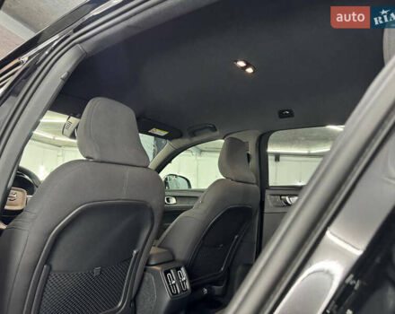 Чорний Вольво XC40 Recharge, об'ємом двигуна 0 л та пробігом 1 тис. км за 30750 $, фото 49 на Automoto.ua