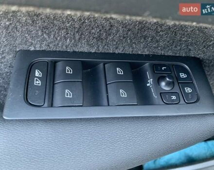 Черный Вольво XC40 Recharge, объемом двигателя 0 л и пробегом 26 тыс. км за 31000 $, фото 17 на Automoto.ua