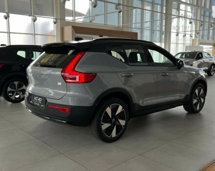 Вольво XC40 Recharge, объемом двигателя 0 л и пробегом 0 тыс. км за 45454 $, фото 6 на Automoto.ua