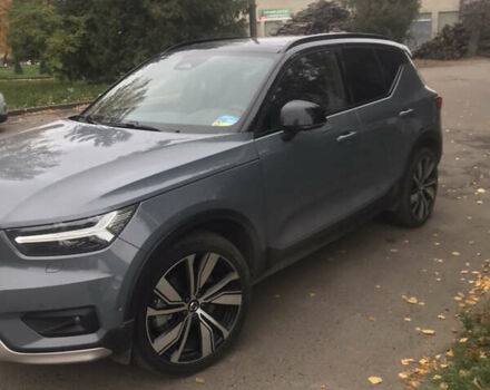 Сірий Вольво XC40 Recharge, об'ємом двигуна 0 л та пробігом 97 тис. км за 26900 $, фото 10 на Automoto.ua