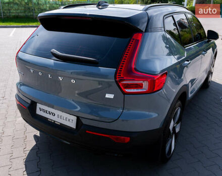 Серый Вольво XC40 Recharge, объемом двигателя 0 л и пробегом 38 тыс. км за 39900 $, фото 7 на Automoto.ua
