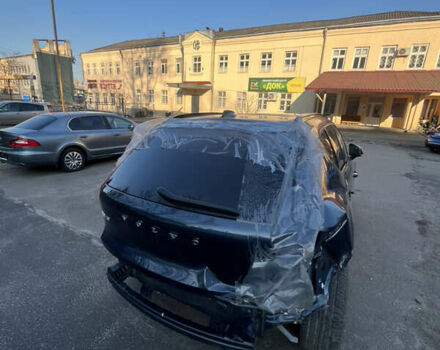 Серый Вольво XC40 Recharge, объемом двигателя 0 л и пробегом 59 тыс. км за 18200 $, фото 7 на Automoto.ua