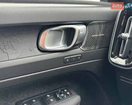 Серый Вольво XC40 Recharge, объемом двигателя 0 л и пробегом 193 тыс. км за 24500 $, фото 15 на Automoto.ua