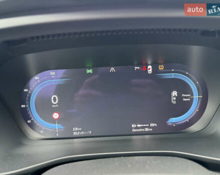 Серый Вольво XC40 Recharge, объемом двигателя 0 л и пробегом 193 тыс. км за 24500 $, фото 19 на Automoto.ua