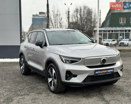 Сірий Вольво XC40 Recharge, об'ємом двигуна 0 л та пробігом 31 тис. км за 31500 $, фото 2 на Automoto.ua
