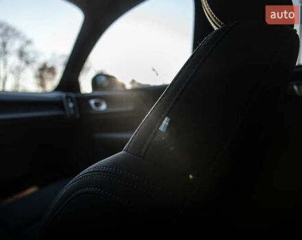 Синий Вольво XC40 Recharge, объемом двигателя 0 л и пробегом 158 тыс. км за 23800 $, фото 17 на Automoto.ua