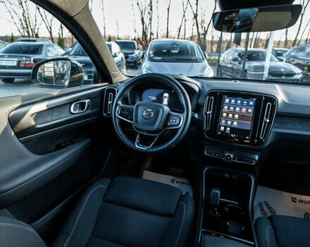 Синий Вольво XC40 Recharge, объемом двигателя 0 л и пробегом 158 тыс. км за 23800 $, фото 19 на Automoto.ua