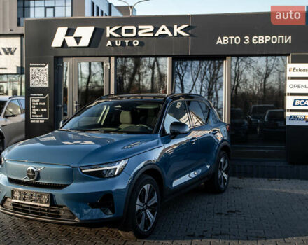Синий Вольво XC40 Recharge, объемом двигателя 0 л и пробегом 158 тыс. км за 23800 $, фото 1 на Automoto.ua