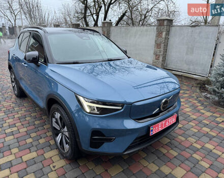 Синий Вольво XC40 Recharge, объемом двигателя 0 л и пробегом 23 тыс. км за 25300 $, фото 18 на Automoto.ua