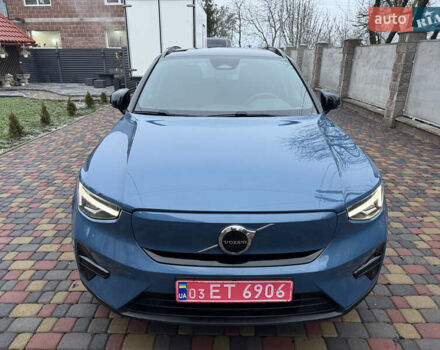 Синий Вольво XC40 Recharge, объемом двигателя 0 л и пробегом 23 тыс. км за 25300 $, фото 6 на Automoto.ua