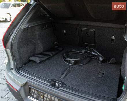 Зелений Вольво XC40 Recharge, об'ємом двигуна 0 л та пробігом 85 тис. км за 29800 $, фото 26 на Automoto.ua