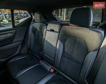 Зелений Вольво XC40 Recharge, об'ємом двигуна 0 л та пробігом 85 тис. км за 29800 $, фото 23 на Automoto.ua