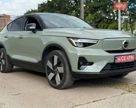 Зеленый Вольво XC40 Recharge, объемом двигателя 0 л и пробегом 87 тыс. км за 25700 $, фото 3 на Automoto.ua