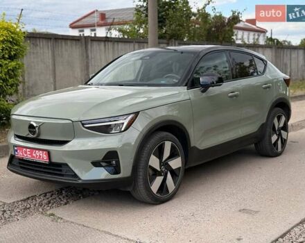 Зеленый Вольво XC40 Recharge, объемом двигателя 0 л и пробегом 87 тыс. км за 25700 $, фото 4 на Automoto.ua