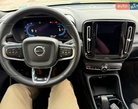 Зеленый Вольво XC40 Recharge, объемом двигателя 0 л и пробегом 87 тыс. км за 25700 $, фото 16 на Automoto.ua
