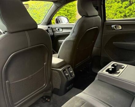 Зеленый Вольво XC40 Recharge, объемом двигателя 0 л и пробегом 87 тыс. км за 25700 $, фото 13 на Automoto.ua