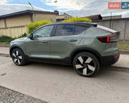 Зеленый Вольво XC40 Recharge, объемом двигателя 0 л и пробегом 87 тыс. км за 25700 $, фото 6 на Automoto.ua