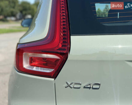 Зеленый Вольво XC40 Recharge, объемом двигателя 0 л и пробегом 70 тыс. км за 28500 $, фото 21 на Automoto.ua