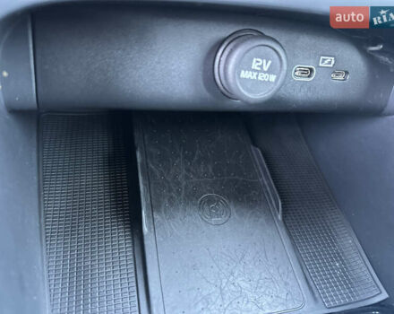 Зеленый Вольво XC40 Recharge, объемом двигателя 0 л и пробегом 70 тыс. км за 28500 $, фото 3 на Automoto.ua