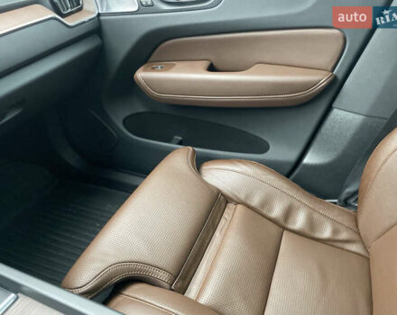 Вольво XC60 Recharge, объемом двигателя 1.97 л и пробегом 40 тыс. км за 49000 $, фото 14 на Automoto.ua