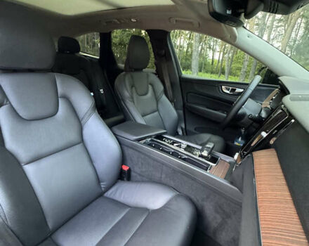 Вольво XC60 Recharge, объемом двигателя 1.97 л и пробегом 23 тыс. км за 68000 $, фото 11 на Automoto.ua